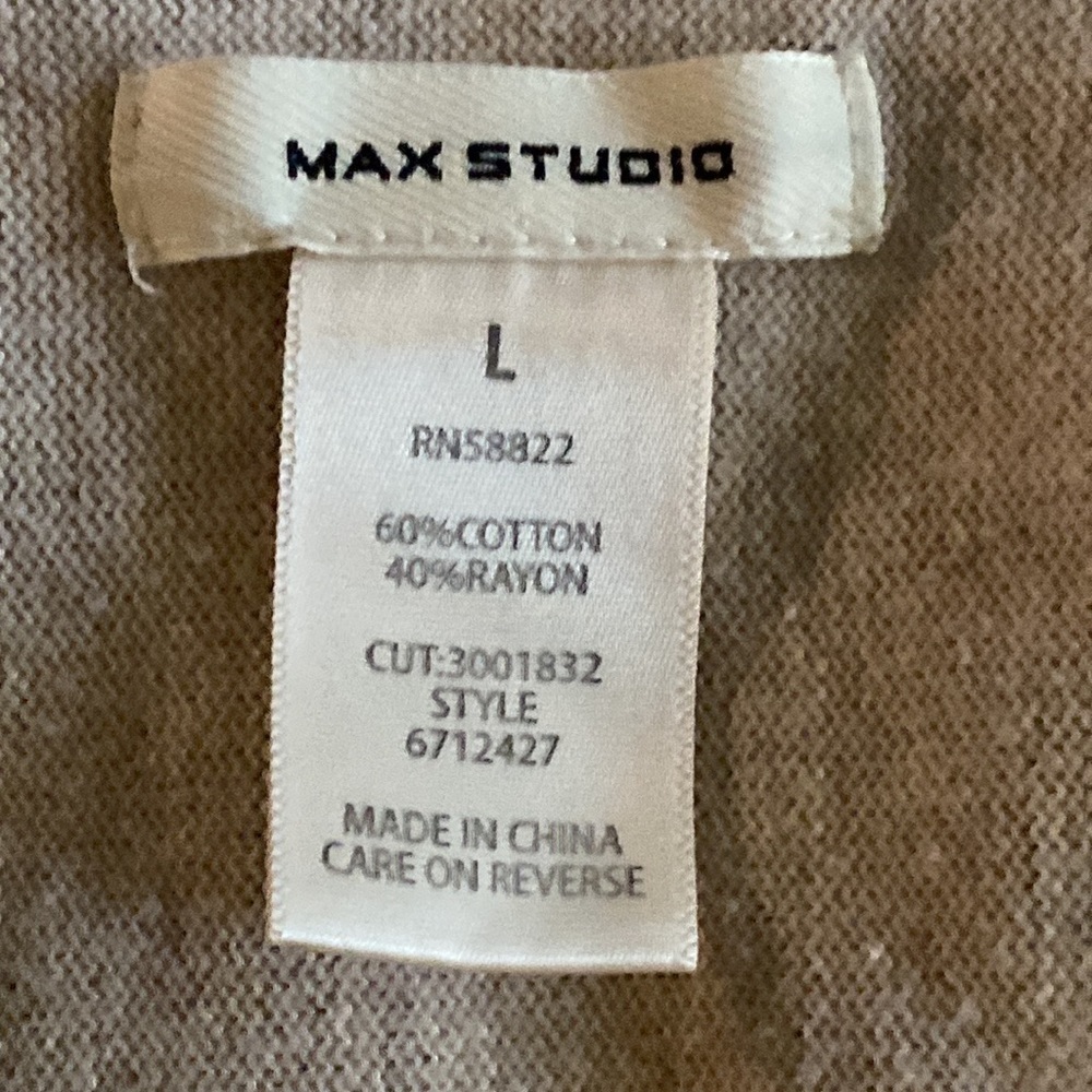 Max Studio Women’s Cardigan Sweater Size L - Picture 5 of 5